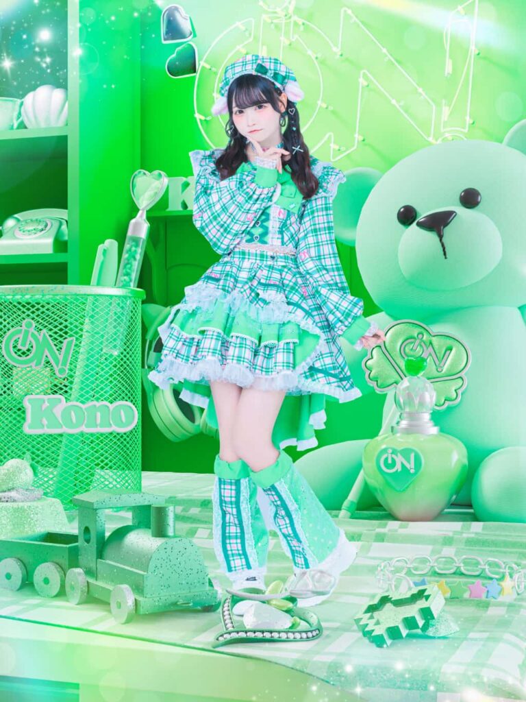 アーティスト写真 : コスチューム3rd | iON!(アイオン)♥栗栖