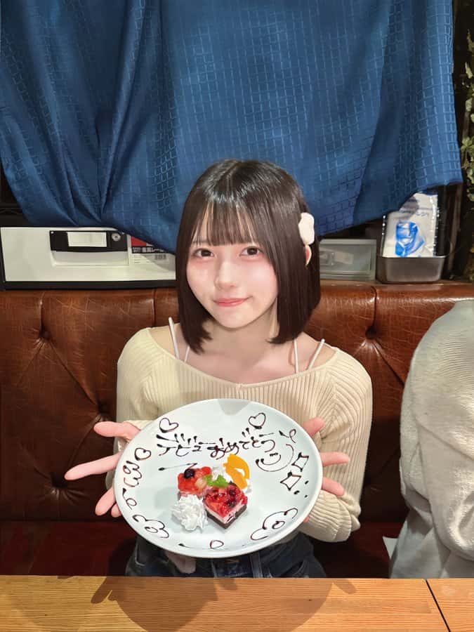 名雲 めんま(なくも めんま)【水色】プロフィール｜iON!【アイオン】画像