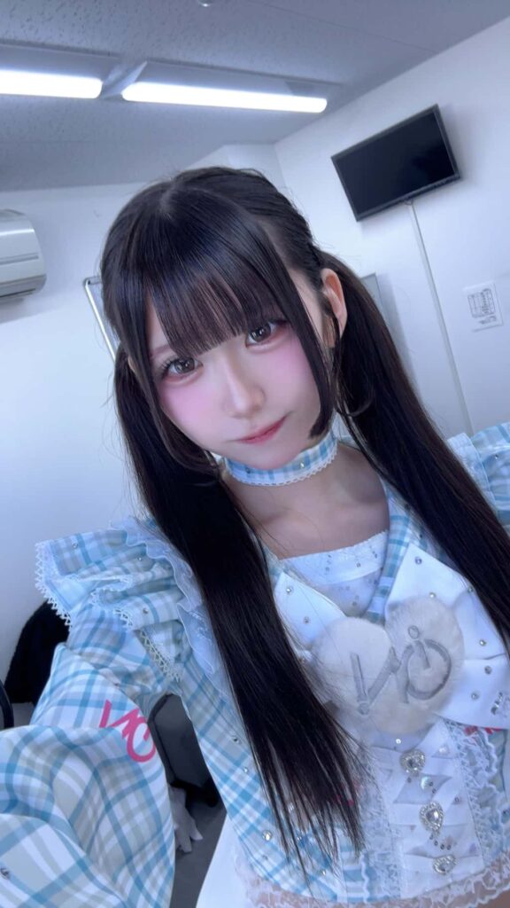 透明 くりあ(とまり くりあ)【水色】プロフィール|iON!【アイオン】