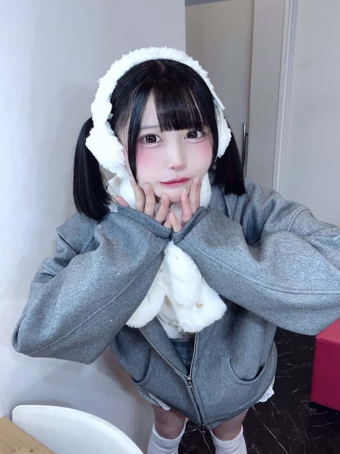 名雲 めんま(なくも めんま)【水色】プロフィール｜iON!【アイオン】画像