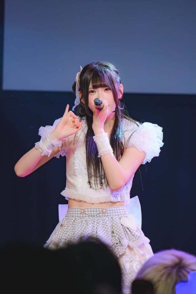 透明 くりあ(とまり くりあ)【白色】プロフィール｜iON!【アイオン】