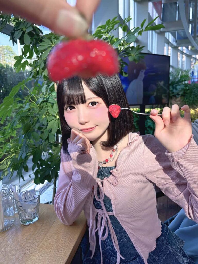 名雲 めんま(なくも めんま)【水色】プロフィール|iON!【アイオン】画像