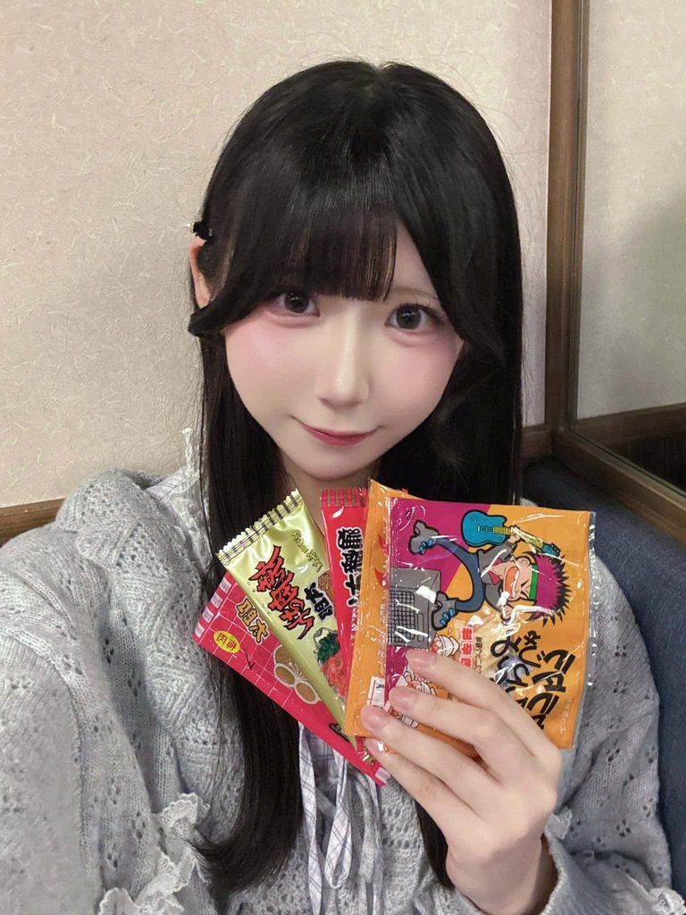 透明 くりあ(とまり くりあ)【白色】プロフィール｜iON!【アイオン】