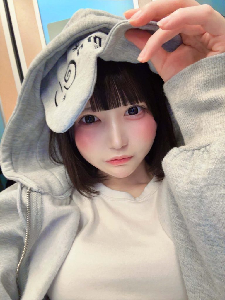 名雲 めんま(なくも めんま)【水色】プロフィール|iON!【アイオン】画像