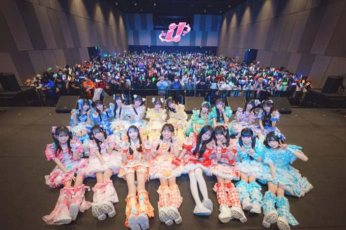 LIVE情報 12月13日：『iLiFE!×iON! 2MAN LIVE『i!』』＠神田スクエアホール｜iON!【アイオン】