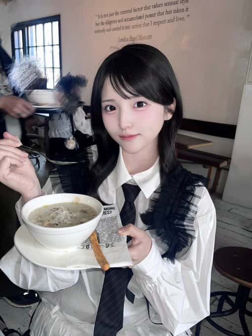 苺川えくぼ(まいせんえくぼ)【サポートメンバー加入！】【ピンク】プロフィール｜iON!【アイオン】