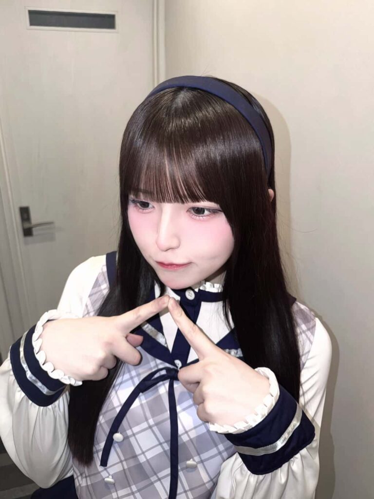 苺川えくぼ(まいせんえくぼ)【サポートメンバー加入!】【ピンク】プロフィール|iON!【アイオン】