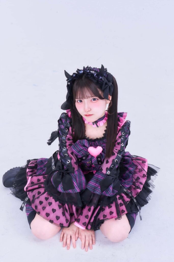 苺川えくぼ(まいせんえくぼ)【サポートメンバー加入！】【ピンク】プロフィール｜iON!【アイオン】