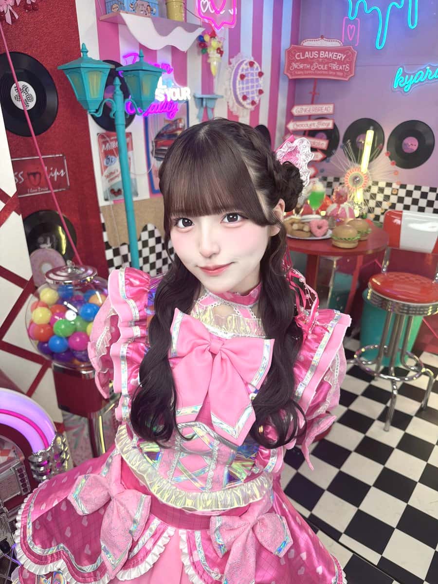 苺川えくぼ(まいせんえくぼ)【サポートメンバー加入！】【ピンク】プロフィール｜iON!【アイオン】